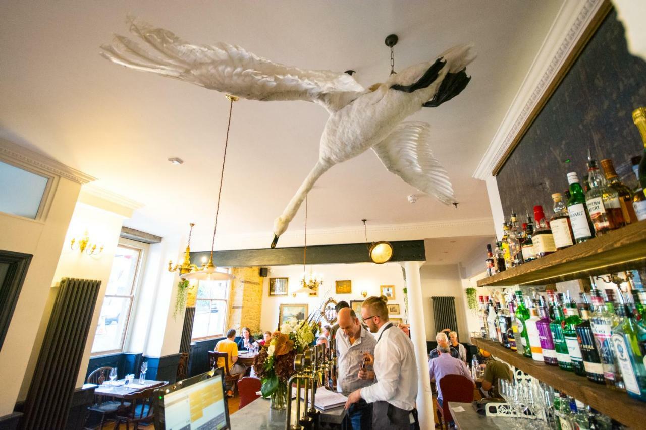 克鲁肯 The Crooked Swan酒店 外观 照片